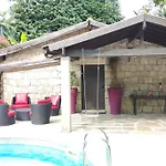 Pool House Au Coeur Du Geres A Vila Rio Caldo