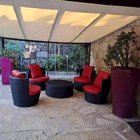 Pool House Au Coeur Du Geres A וילה Rio Caldo